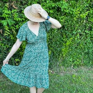 Max Studio Flounce Cottagecore Waist Ditsy Floral Print Dress cowboy core